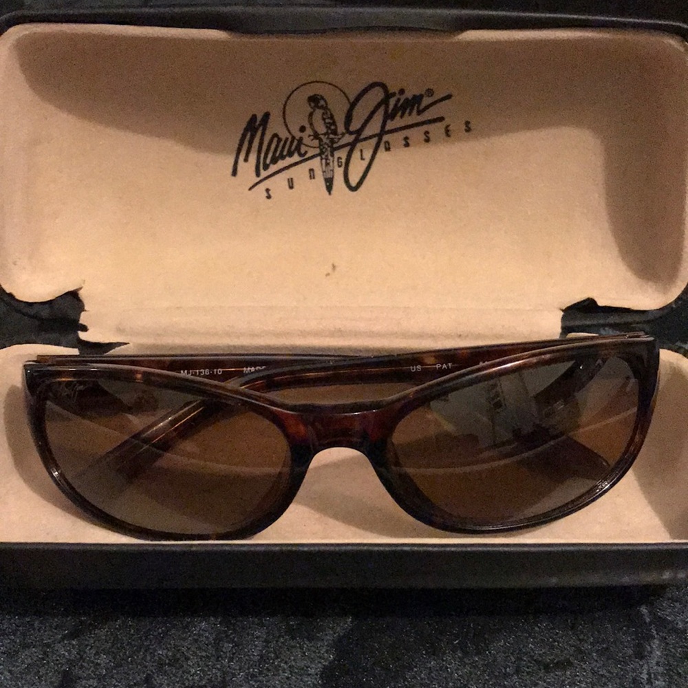 Maui Jim polarized sunglasses 🕶